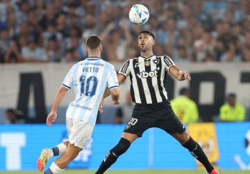 Botafogo busca título da Recopa Sul-Americana diante do Racing