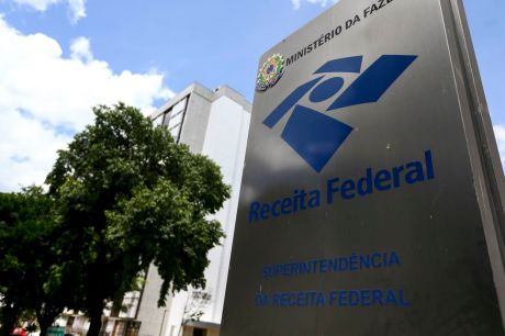 Receita credita valores de lote residual do Imposto de Renda