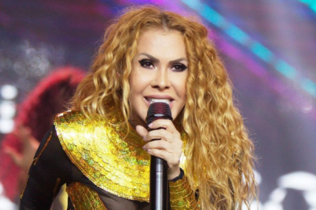 Há quatro anos sem beijar na boca, Joelma afirma: 