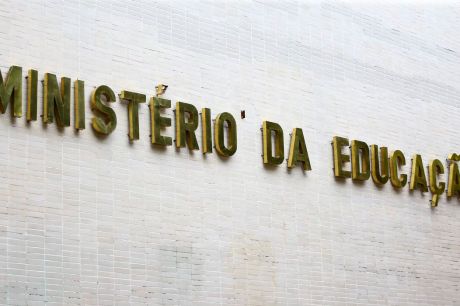 MEC abre fase de declaração de matrículas de escolas em tempo integral