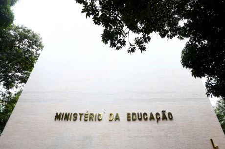 Governo deve repassar 37,2 milhões do salário-educação em 2024