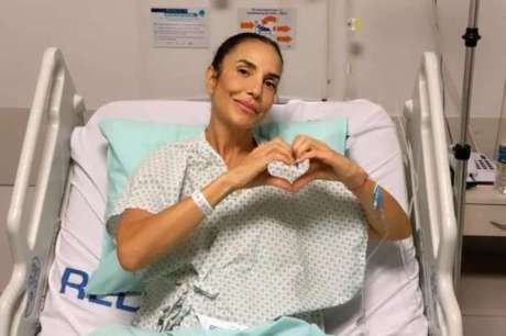 Ivete Sangalo recebe alta após internação por pneumonia