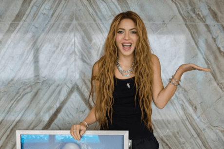 Shakira critica 