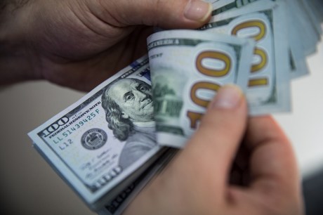 Dólar abaixo de R$6: respiro ou tendência?