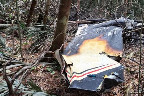 Avião que transportava drogas é abatido pela FAB