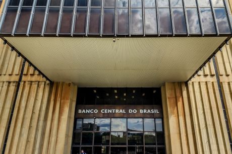 Mercado financeiro eleva previsão da inflação pela 18ª semana seguida