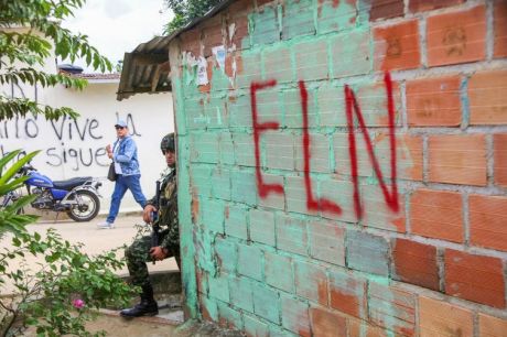 Entenda guerra da Colômbia que expulsou 52 mil e reduz chance de paz